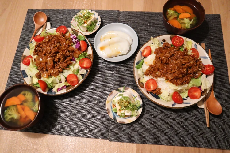 平日週5で自炊派の私が愛用する❤万能な【やちむん皿】_2