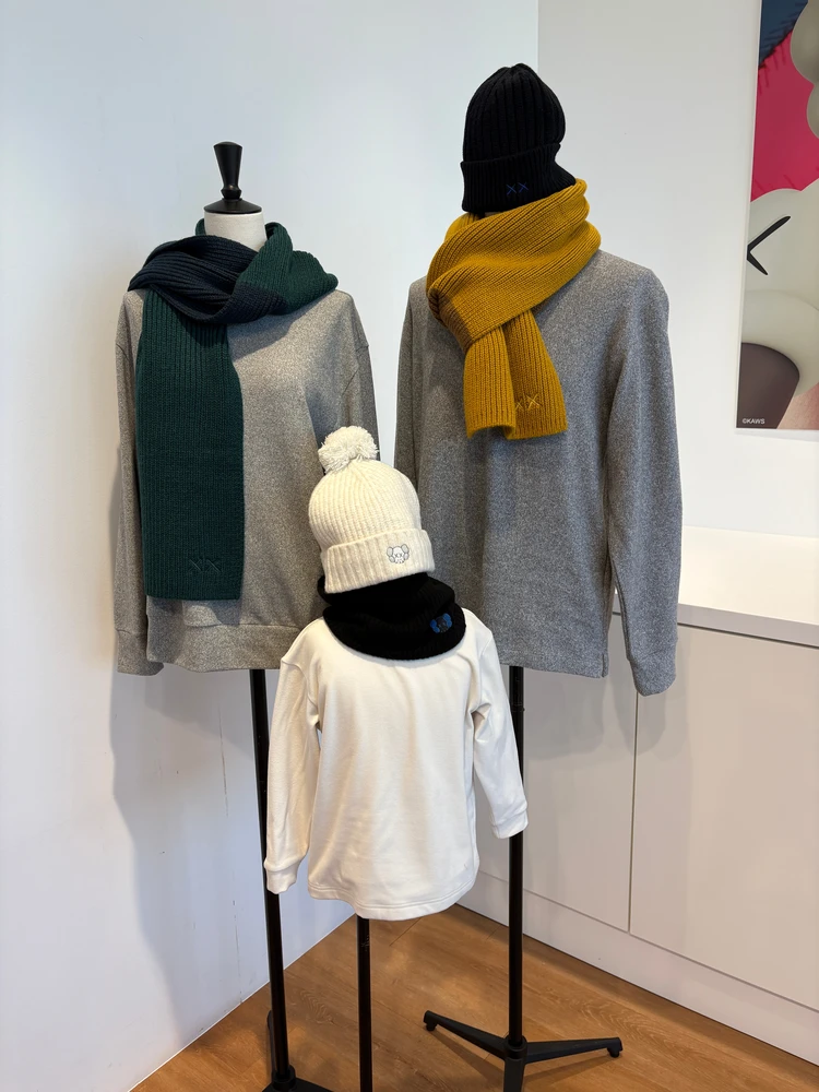 ユニクロ（UNIQLO)】新作コラボ「KAWS WINTER」のニットを全型試着