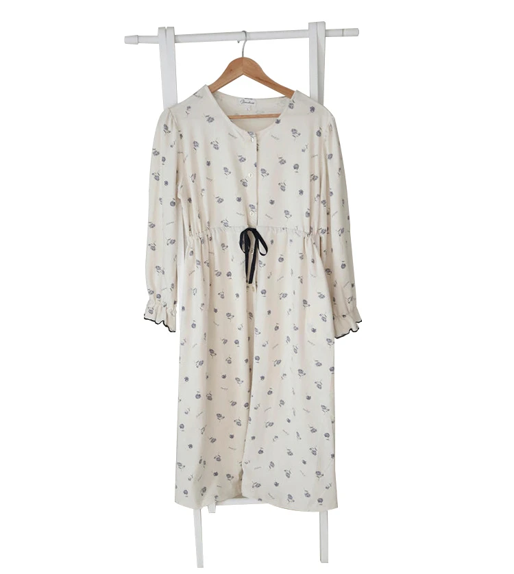 「ローズマダム」のネグリジェタイ プのパジャマ