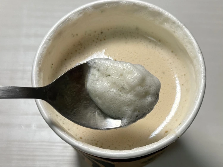 【最速レポ】スタバ新作「トリュフスープチーノ」×「ベーコンエッグチーズベーグルサンド」を実食!_3