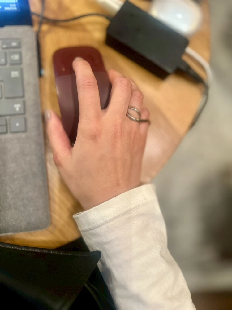 昼はPC作業、夜は一人酒。気づけば一日いた“万能カフェバー”が快適すぎた_2