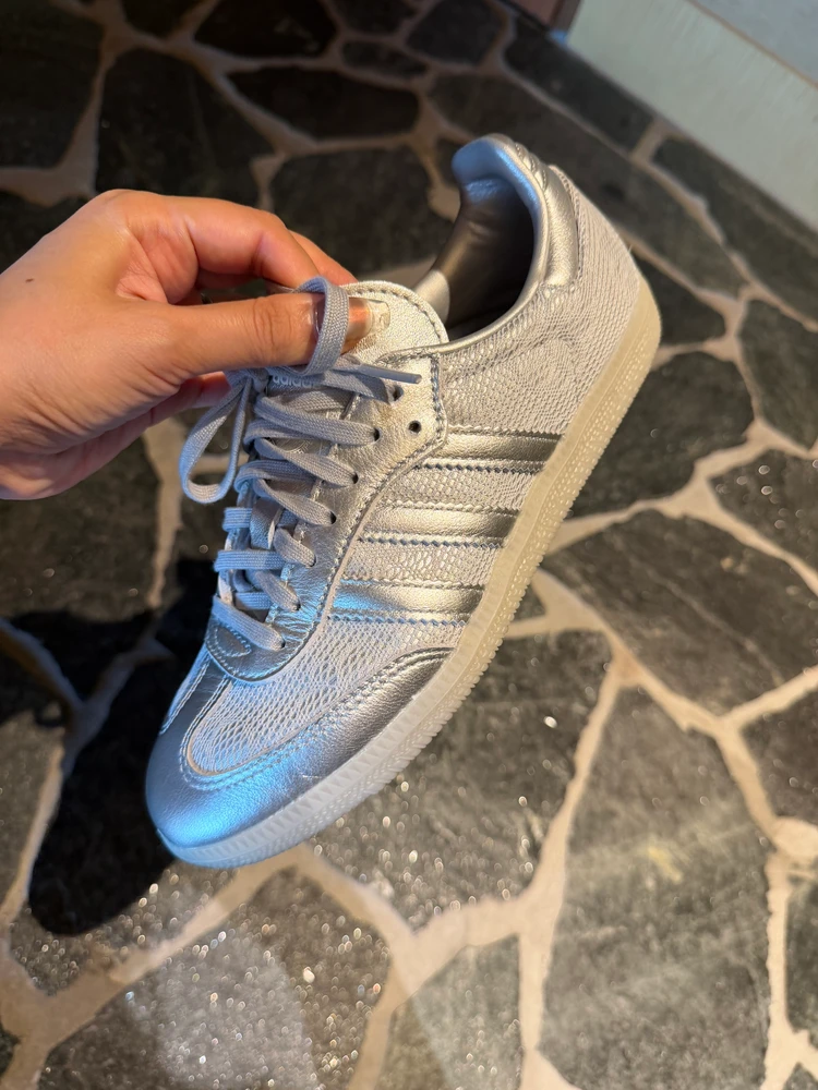     【adidas】SAMBA OG W FOR JAPANレビュー！綺麗めコーデにも合う″日本限定″サンバ_1
