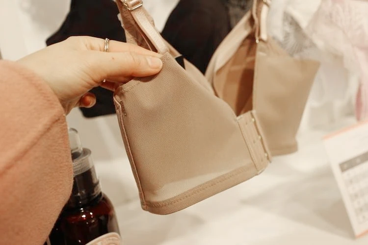 ガードルはいてますか？ 30代の体に必要なアイテムが分かる“下着の健康診断“【ブラデリス フィッティング体験】_5