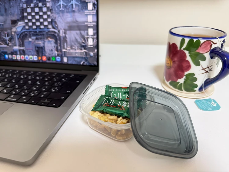 デスク用に常備しているナッツ