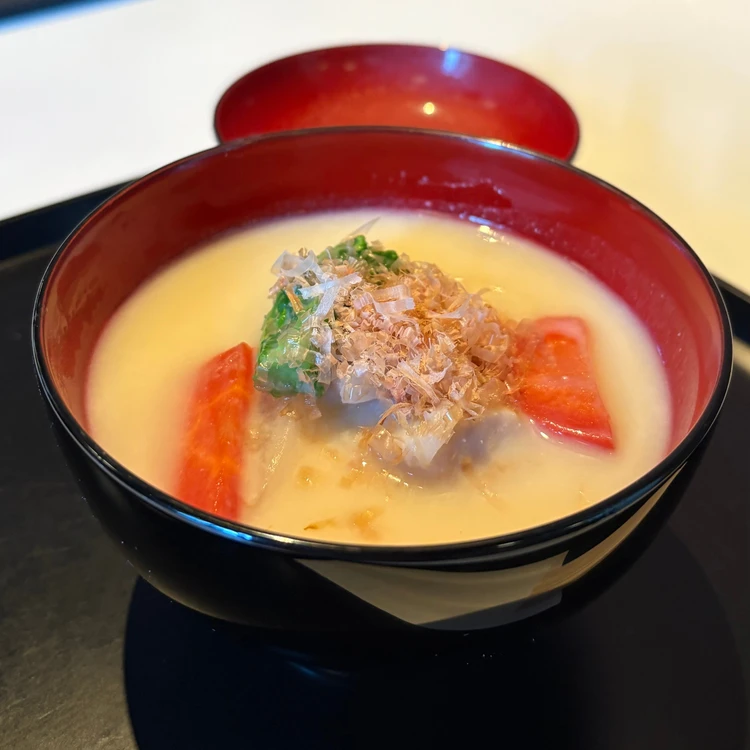 【1月20日（火）まで】虎屋菓寮でいただく、白味噌仕立てのお雑煮_6