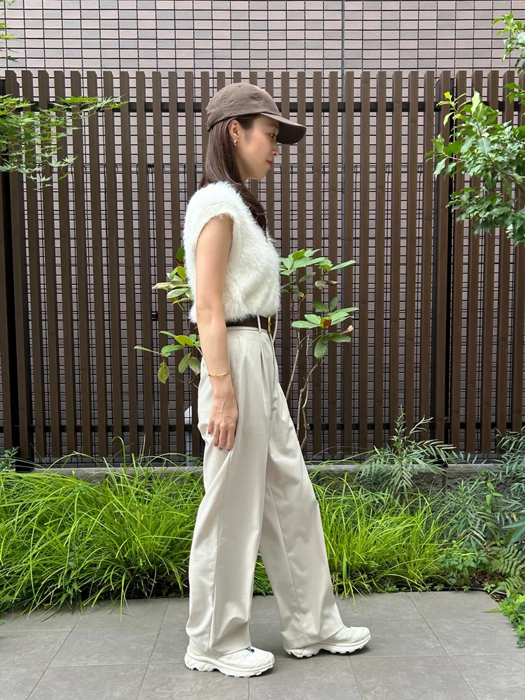 tops:BASEMENTonline bottoms:UNIQLO shoes:SALOMON bag:STANDOIL belt:MilaOwen cap:POLORALPHLAUREN