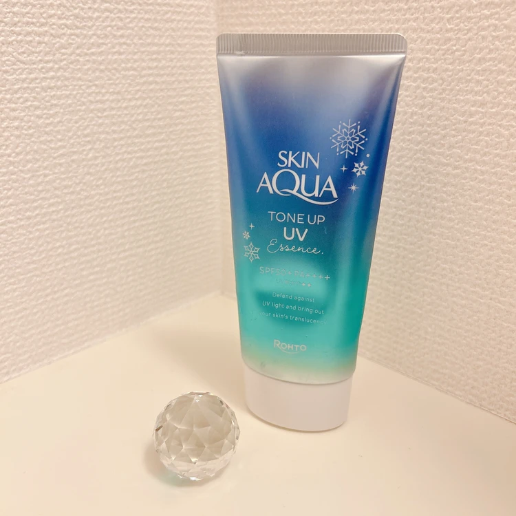 スキンアクア トーンアップUVエッセンス