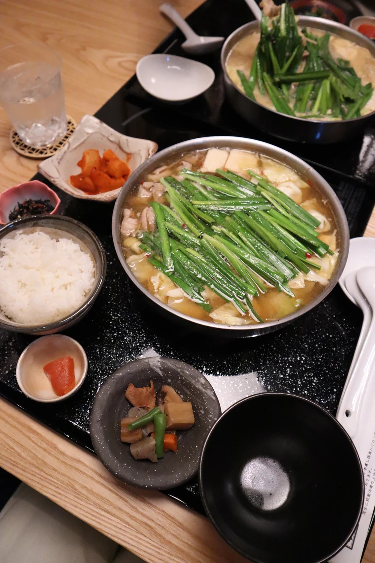 福岡　老舗　もつ鍋　博多 やま中　銀座店　ランチ　絶品　鍋