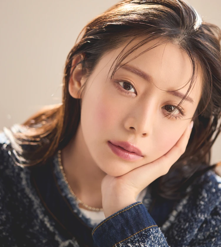 『YSL（イヴ・サンローラン・ボーテ）』のチークで作る、カジュアル血色メイク