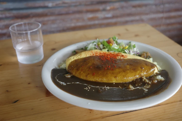 【親子三世代での北海道旅行②】富良野ラベンダー畑、百名店でカレーランチ、美瑛の青い池など_2_1