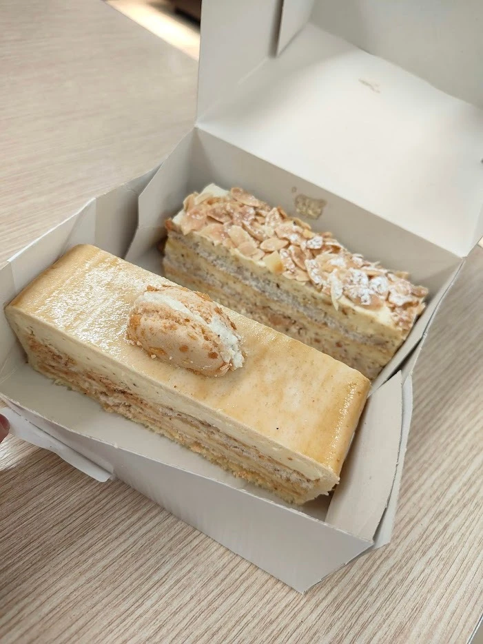モロッコ カルフール ケーキ