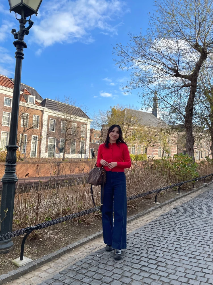 子どもとのお出かけに愛用！ルイ・ヴィトンの「スピーディ」がさすがの定番だった_6