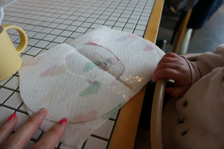 子連れ　カフェ　100本のスプーン　子連れに優しい