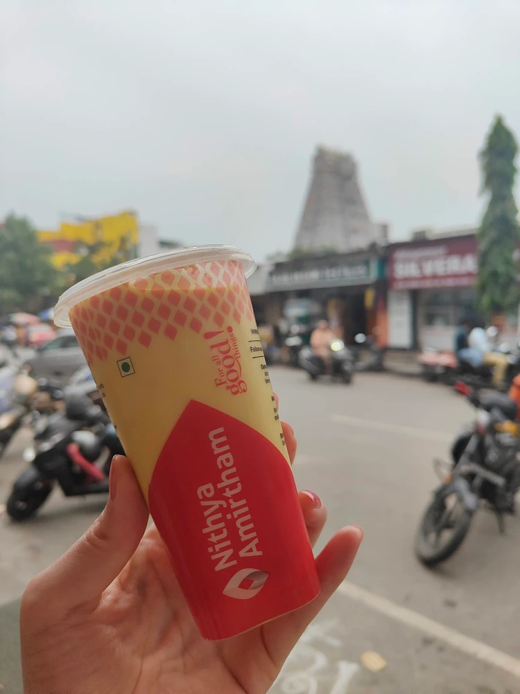 チェンナイ　インド　アーモンドミルク
