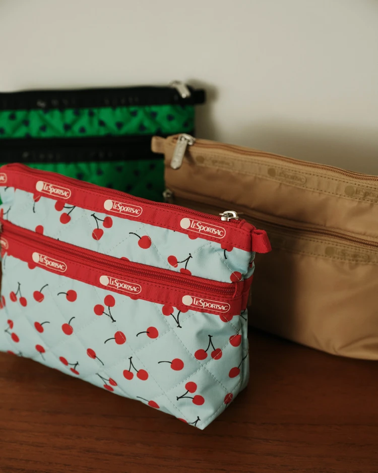 LeSportsac（レスポートサック）×神崎恵さんコラボ最新作】新型のミニ