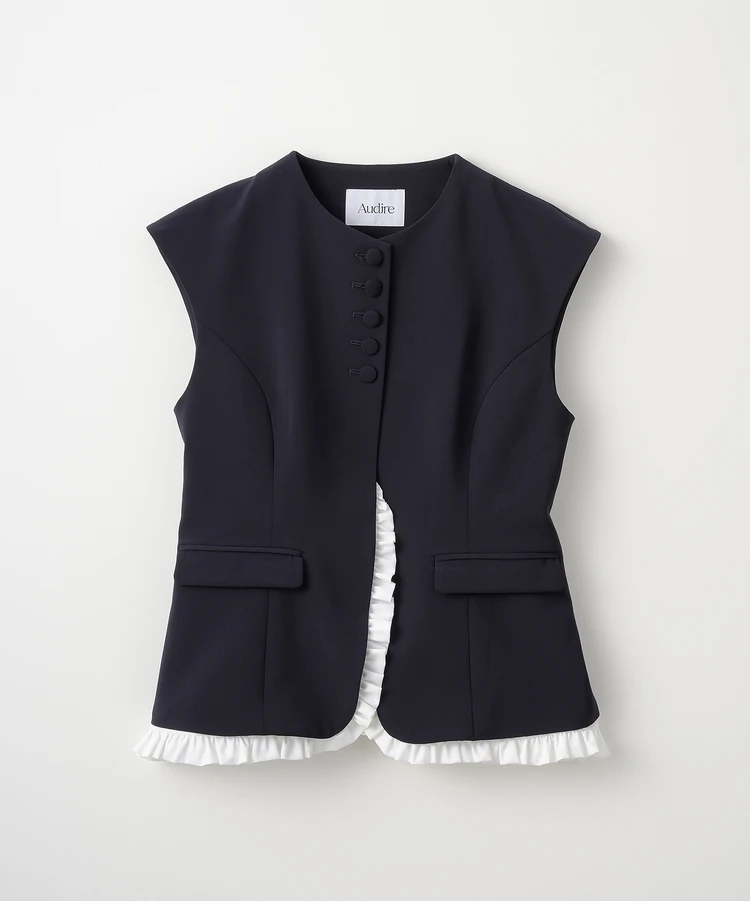 アウディーレ　Frill smart vest　￥27500