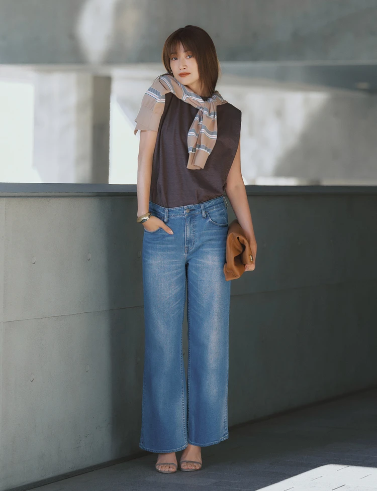 ヨンア Healthy DENIM(ヘルシーデニム)の微フレアデニム「Quiche(キッシュ)」