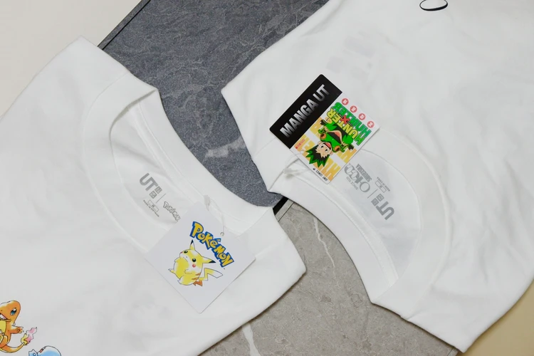 ユニクロポケモンTシャツとHUNTER×HUNTERのTシャツの写真