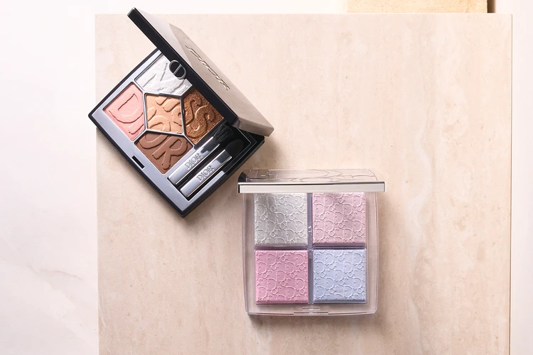 バックステージ グロウ マキシマイザー パレット 、ディオールショウ サンク クルール