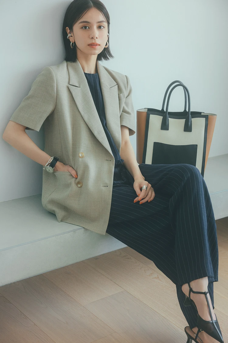 佐藤晴美 イヤカフ型イヤホン「OPENDOTS ONE」