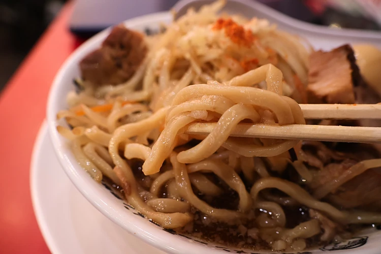 「野郎ラーメン」に女一人で乗り込んできました。【喜色満麺】_2