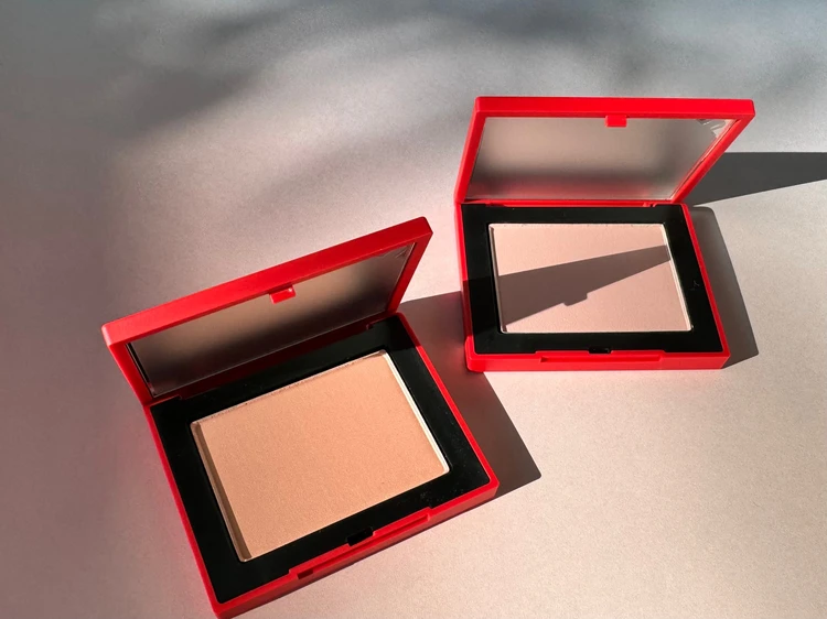 NARS　ブラッシュ N　 903A・925A