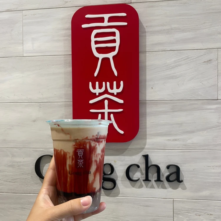 ゴンチャ りんごとクランベリー ミルクティー