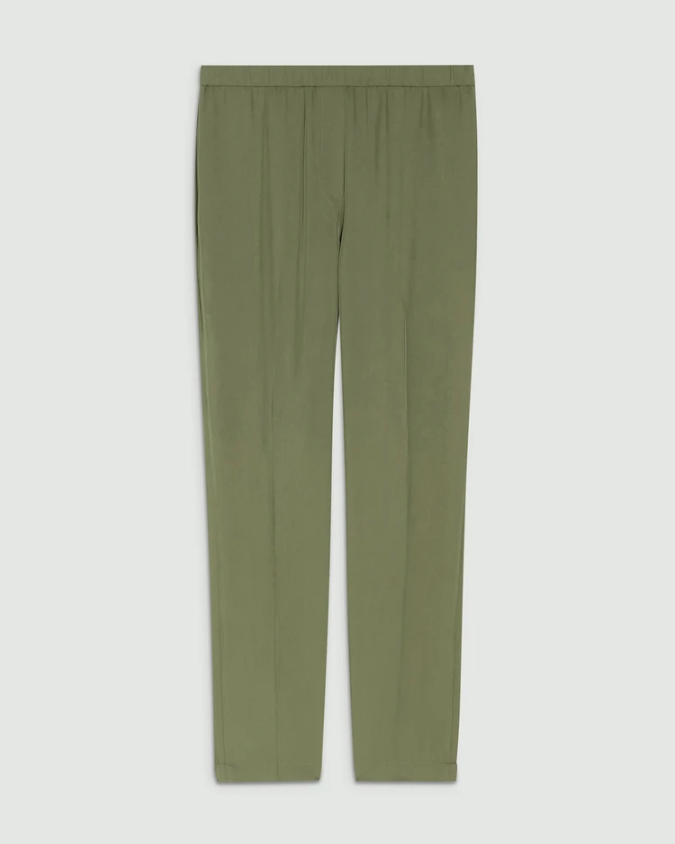 セオリー Washed Twill Clean Jogger Pant ¥31900 フォレストモスグリーン