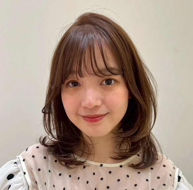 10トーンのシナモンベージュ　正面