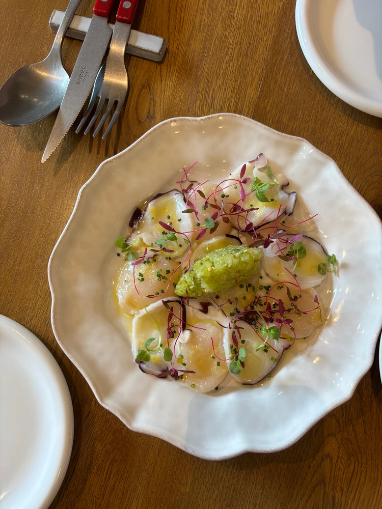 大阪カフェ、堀江ランチ、MERROW、ブランチ、大人カフェ、カルパッチョ、ラザニア、パスタ、おしゃれランチ、関西グルメ