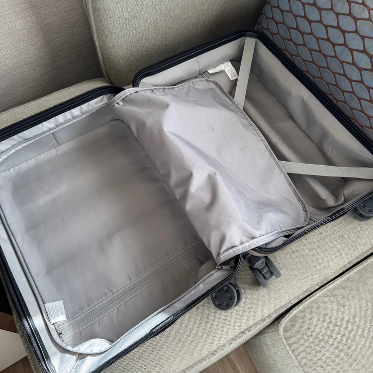 荷物多め女子旅の味方 #お気に入りスーツケース_3