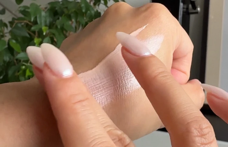 HARIAS ハリアス (公式) プレメイクアップ UV 30g(約1か月目安) 化粧下地 日焼け止め スキンケア コスメ トーンアップ トーンアップクリーム 下地 保湿 プライマー