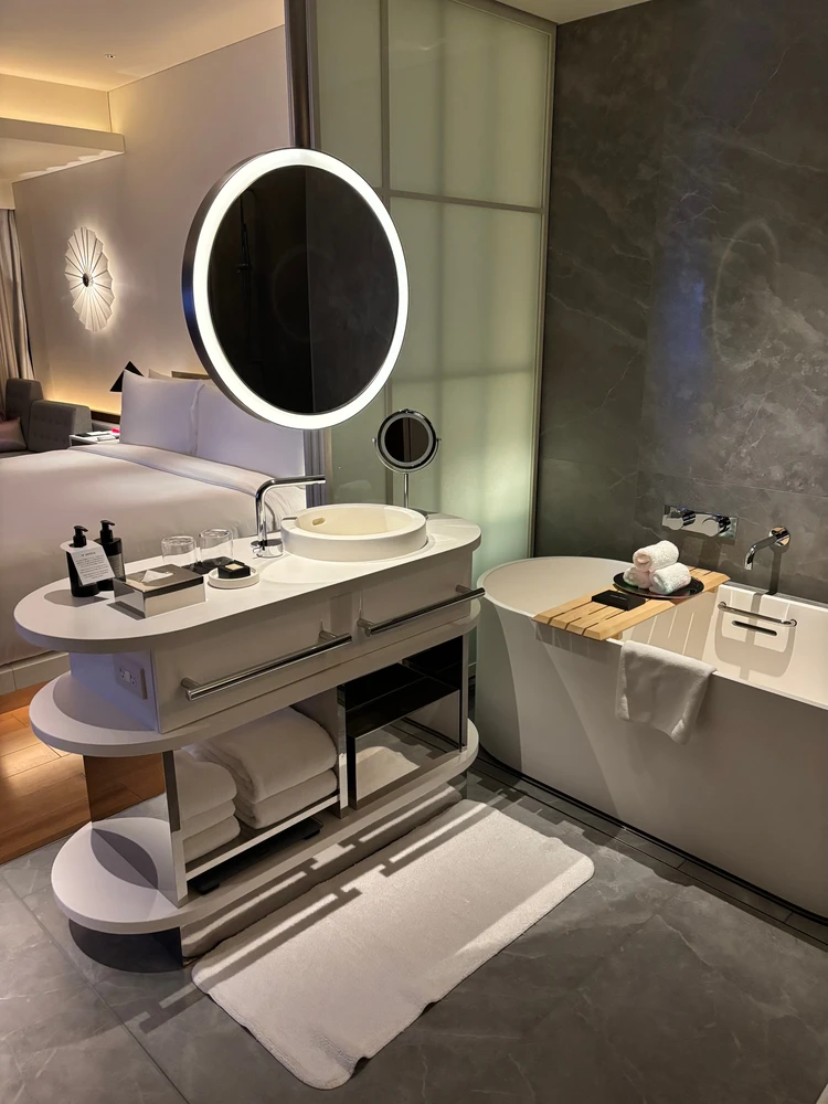 W Osaka バスタブ