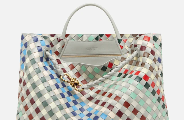 【BOTTEGA VENETA(ボッテガ・ヴェネタ)】再生(Reborn)で新たに輝く「イントレチャート リボーン」登場