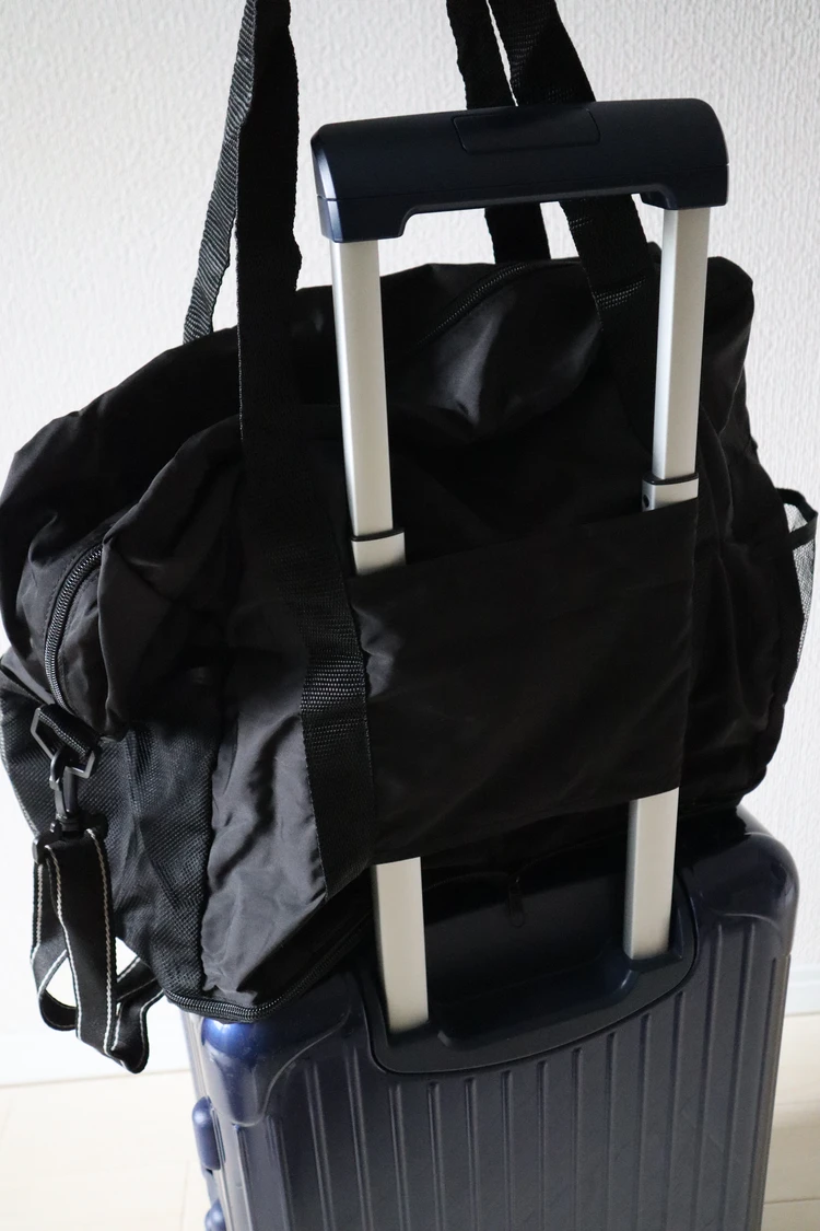 3COINS　3coins スリーコインズ　スリコ　雑貨　30代　2児　ママ　おすすめ　買ってよかった　一押し　商品　旅　トラベル　バッグ　キャリーオン　折りたたみ