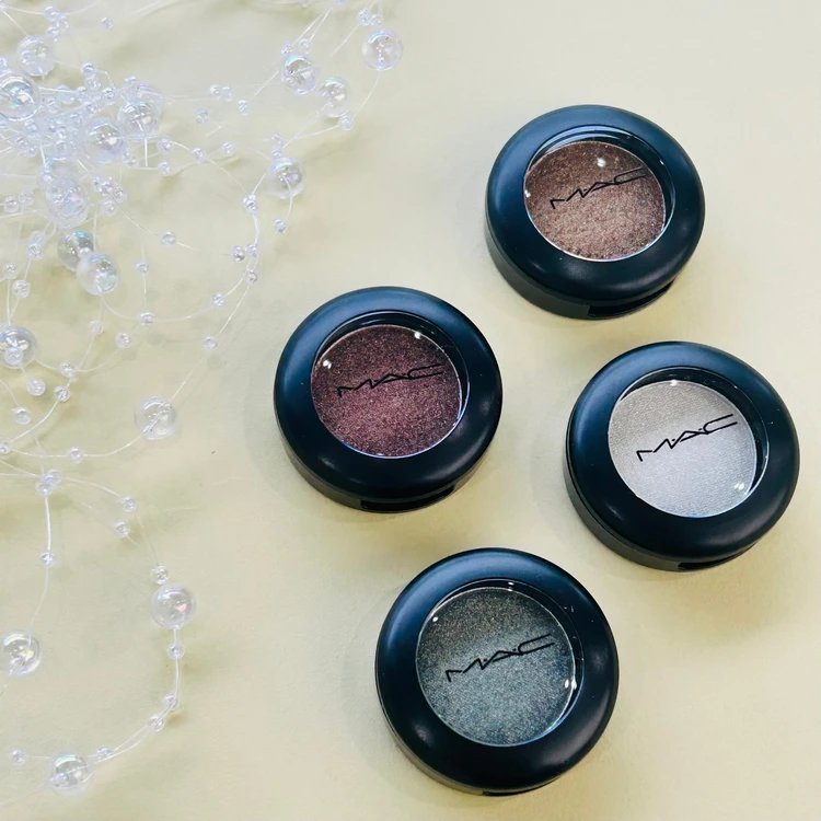 M・A・C「アイシャドウ グリッター」