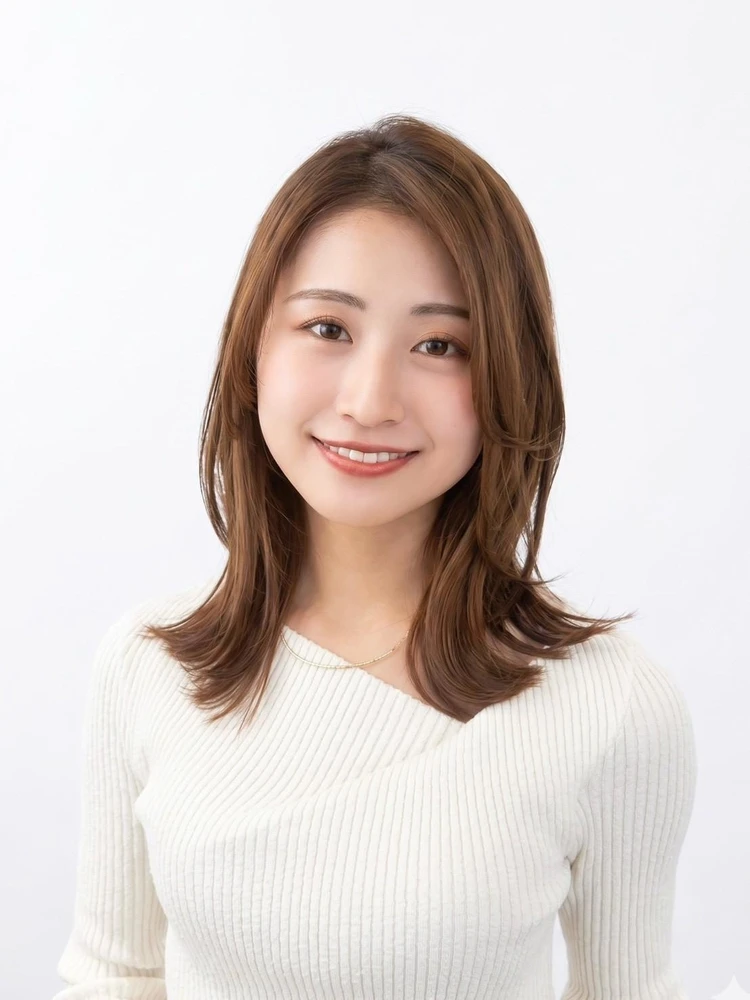 30代　髪型・ミディアムの正面