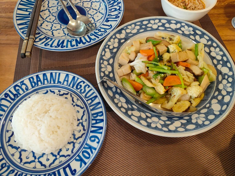 Baan Langsuan Bangkok 野菜炒め