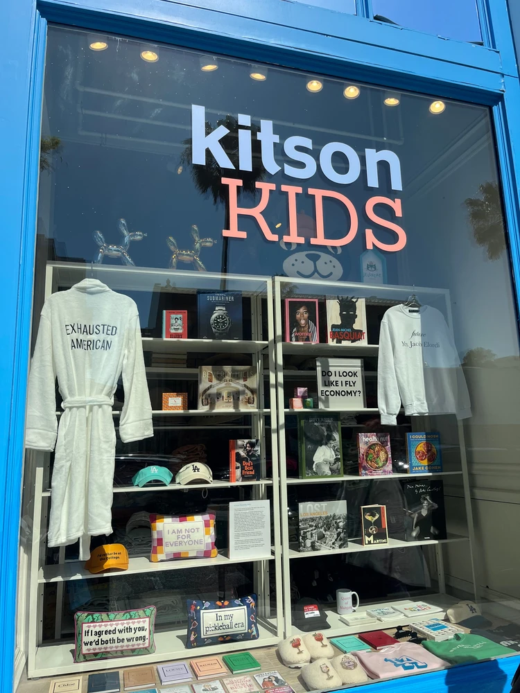 【ロサンゼルス】ビバリーヒルズのKitsonで見つけた大人可愛いロゴスウェット_2