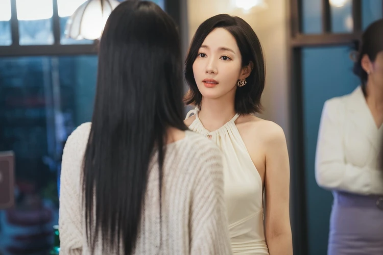 私の夫と結婚して 主演 パク・ミニョン