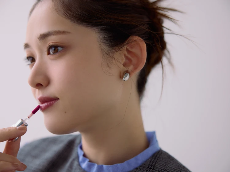 【松村沙友理】『peripera（ペリペラ）』の秋色リップで作る大人のピュアメイク