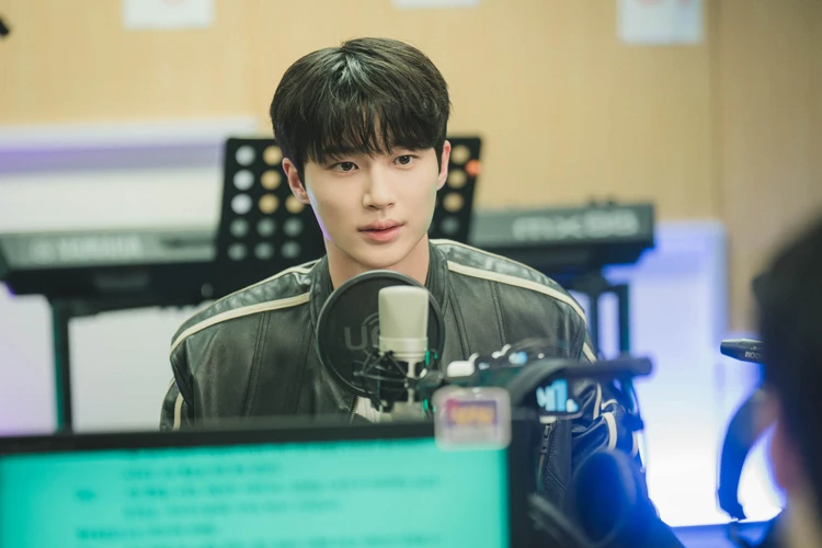 ソンジェ背負って走れ ラジオ番組出演中のソンジェ