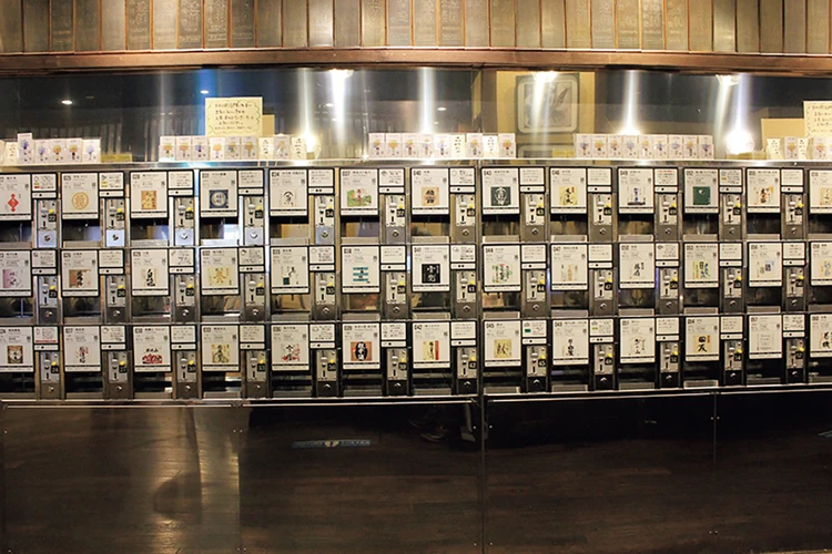 ぽんしゅ館　120種類以上の新潟清酒の試飲が楽しめる