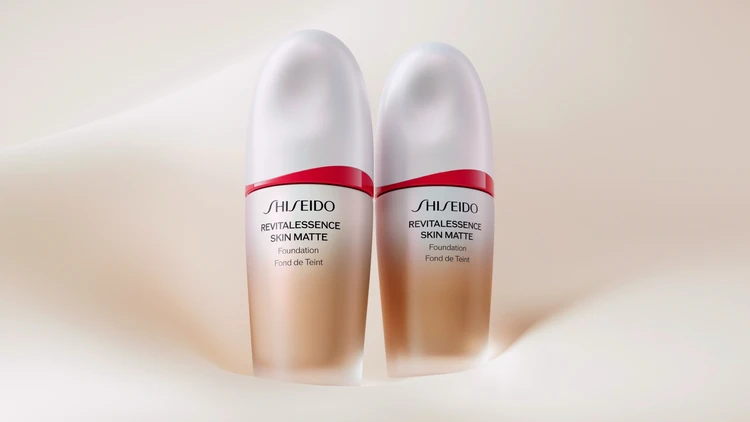 【SHISEIDO】大人気“ファンデ美容液”に新作! 毛穴・テカリをカバーして、大人の肌に清潔感を