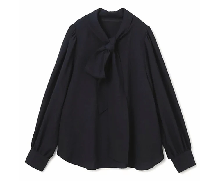 エムセブンデイズ【徳原文子さんコラボ】【洗える】シボ感ボウタイブラウス ¥17,600 BLUE NAVY