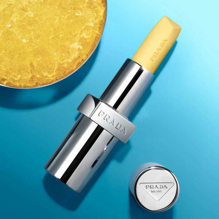 リップ バーム フロスティング ケア