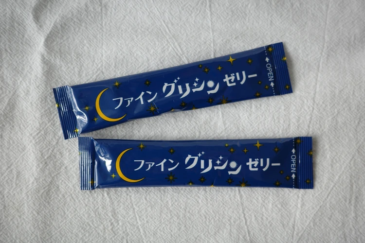 ファイングリシン＋ グリシンゼリーのパッケージ