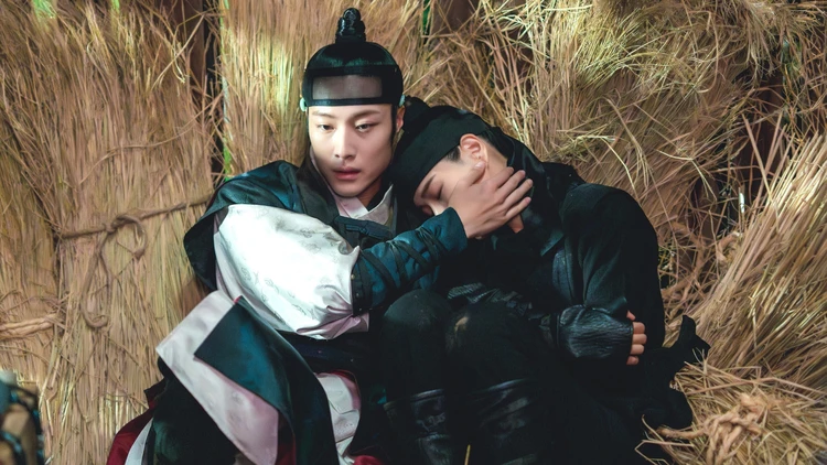 夜に咲く花:イ・ジョンウォンとイ・ハ二