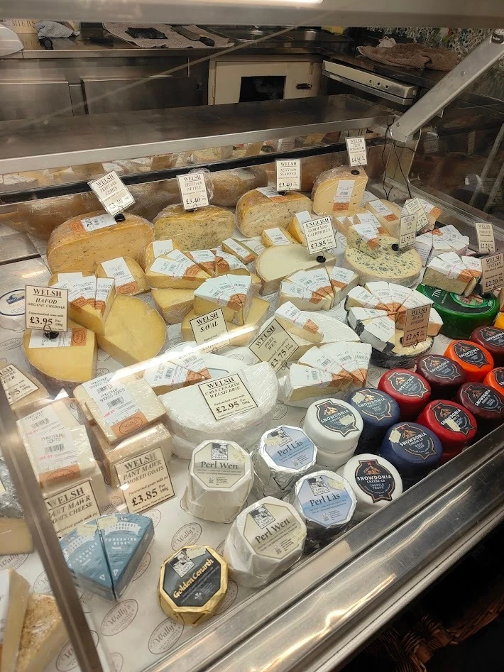 カーディフ　チーズ