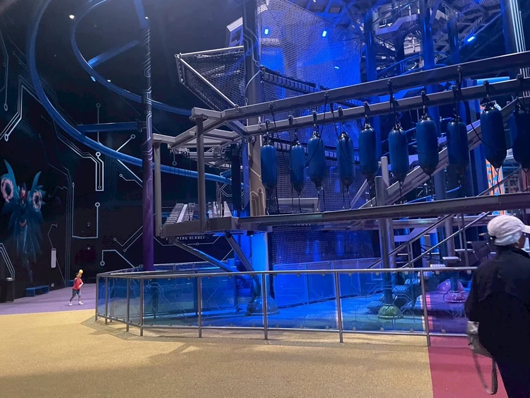 【アブダビ旅行記】ワーナーブラザーズ・ワールド・アブダビで映画の世界へ_4